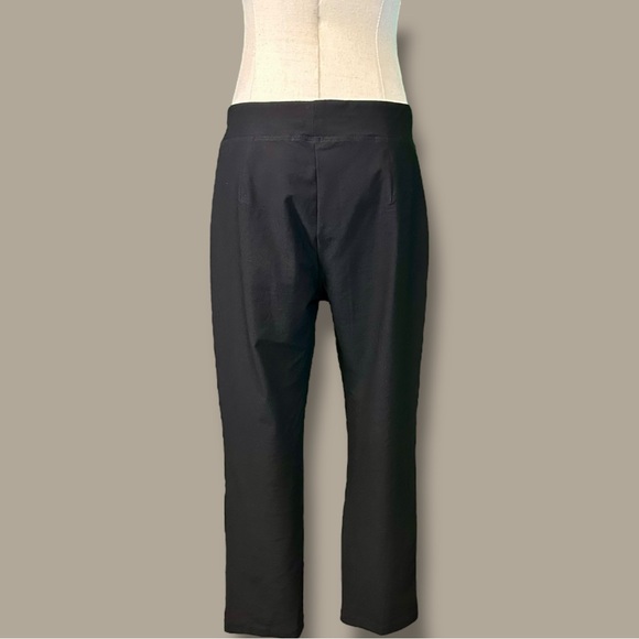 Eileen Fisher ‘Washable Stretch Crepe Straight Pant’ in Black Size Small Petite - Picture 13 of 16